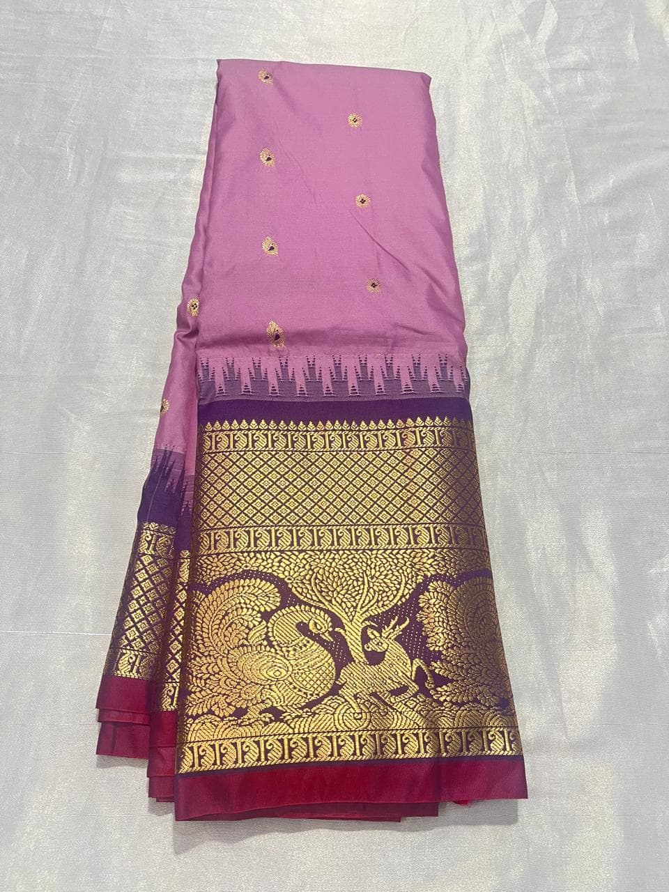 Premium Gadwal — view 1