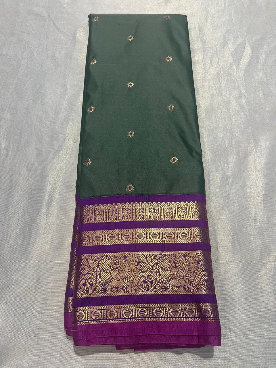 Premium Gadwal — view 1