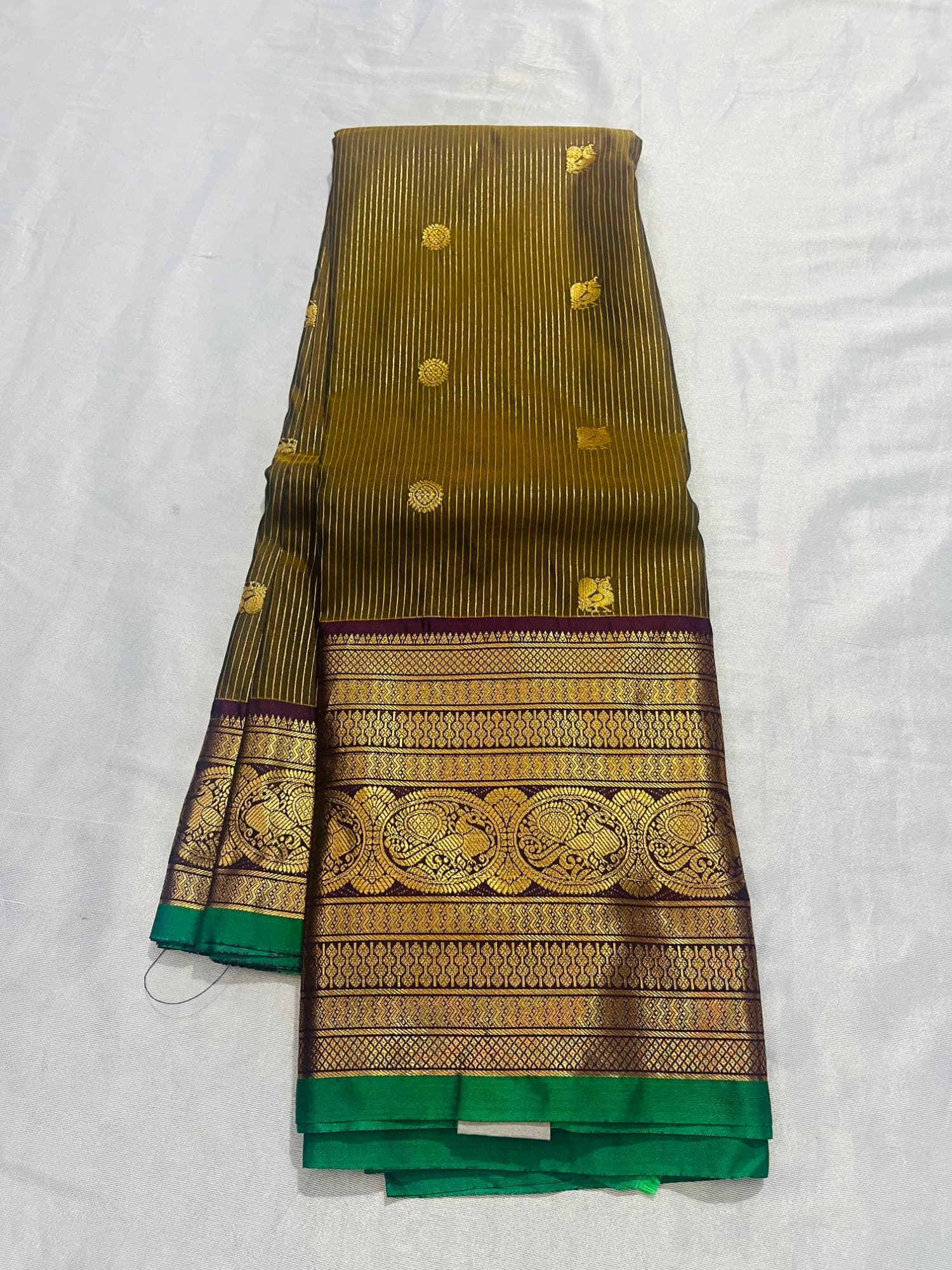 Premium Gadwal — view 1