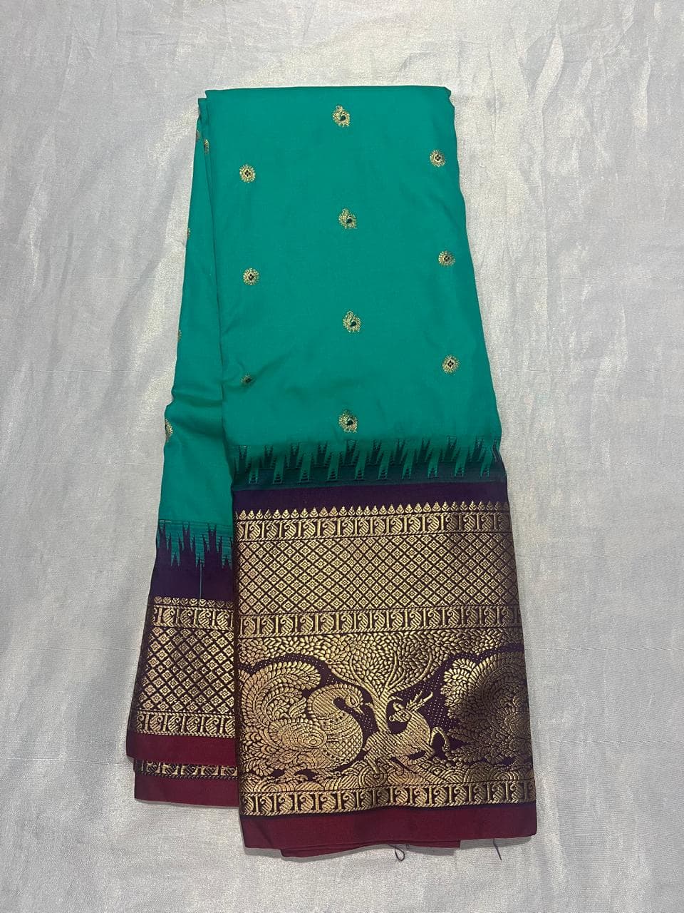 Premium Gadwal — view 1