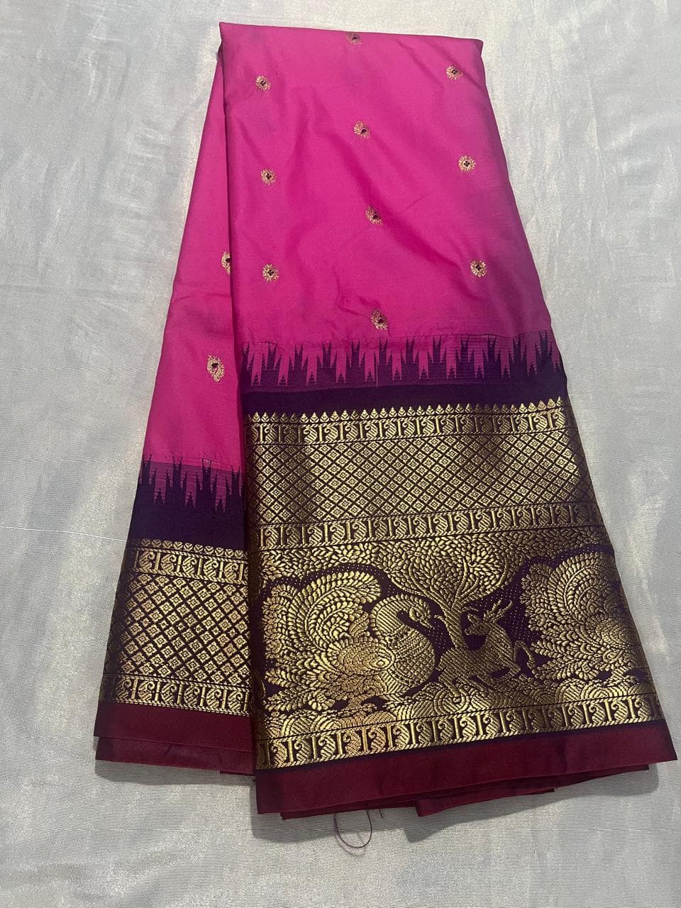 Premium Gadwal